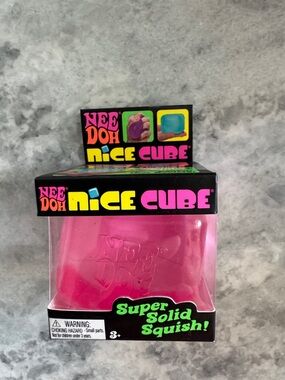 Nice Cube Super Solid Squish - Pink